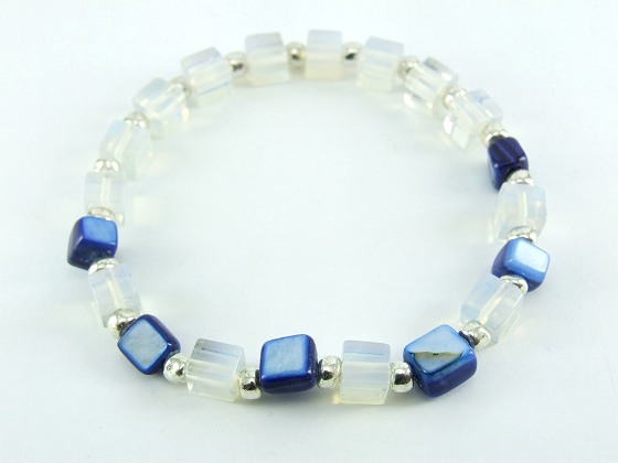 Armband aus Glasperlen von Aperlea