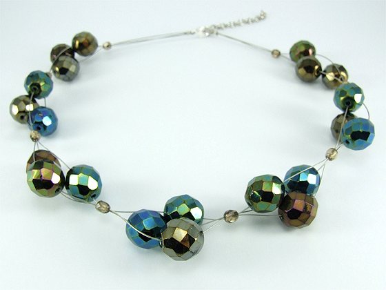 Kurzes Collier von Aperlea
