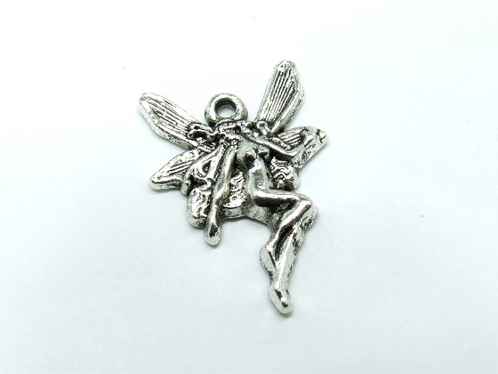 Metallanhänger von Aperlea