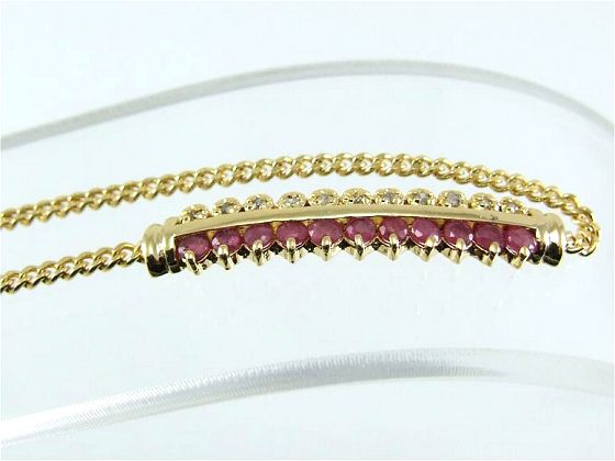 Rubinarmband von Aperlea