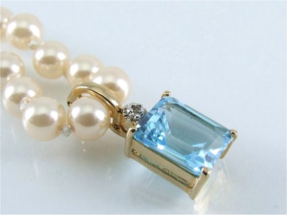 Clip Anhänger von Aperlea