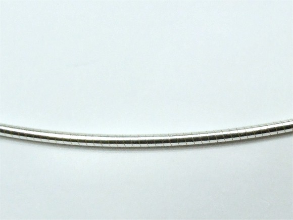 Omega Kette von Aperlea